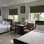 Paragon Hotel